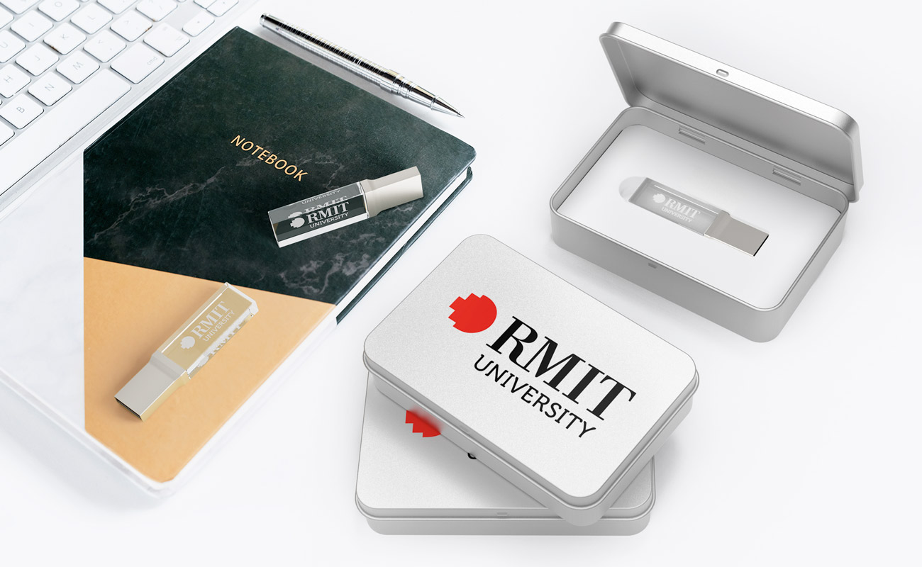 Crystal - Gepersonaliseerde glazen USB sticks gallery thumbnail