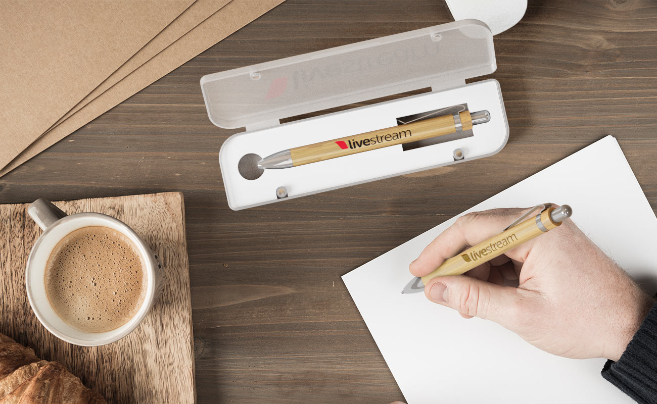 Essence - Gepersonaliseerde Bamboe pennen gallery thumbnail