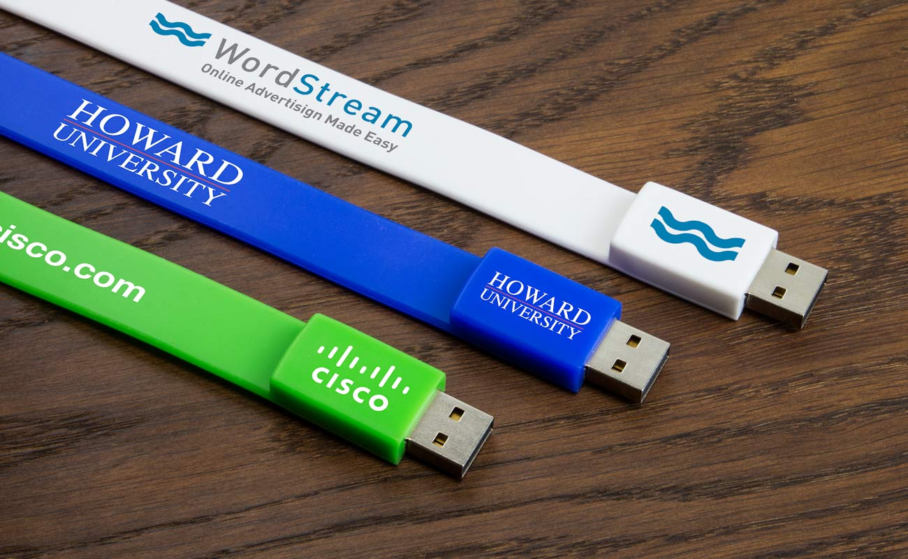 Lizzard - gepersonaliseerd USB armband gallery thumbnail