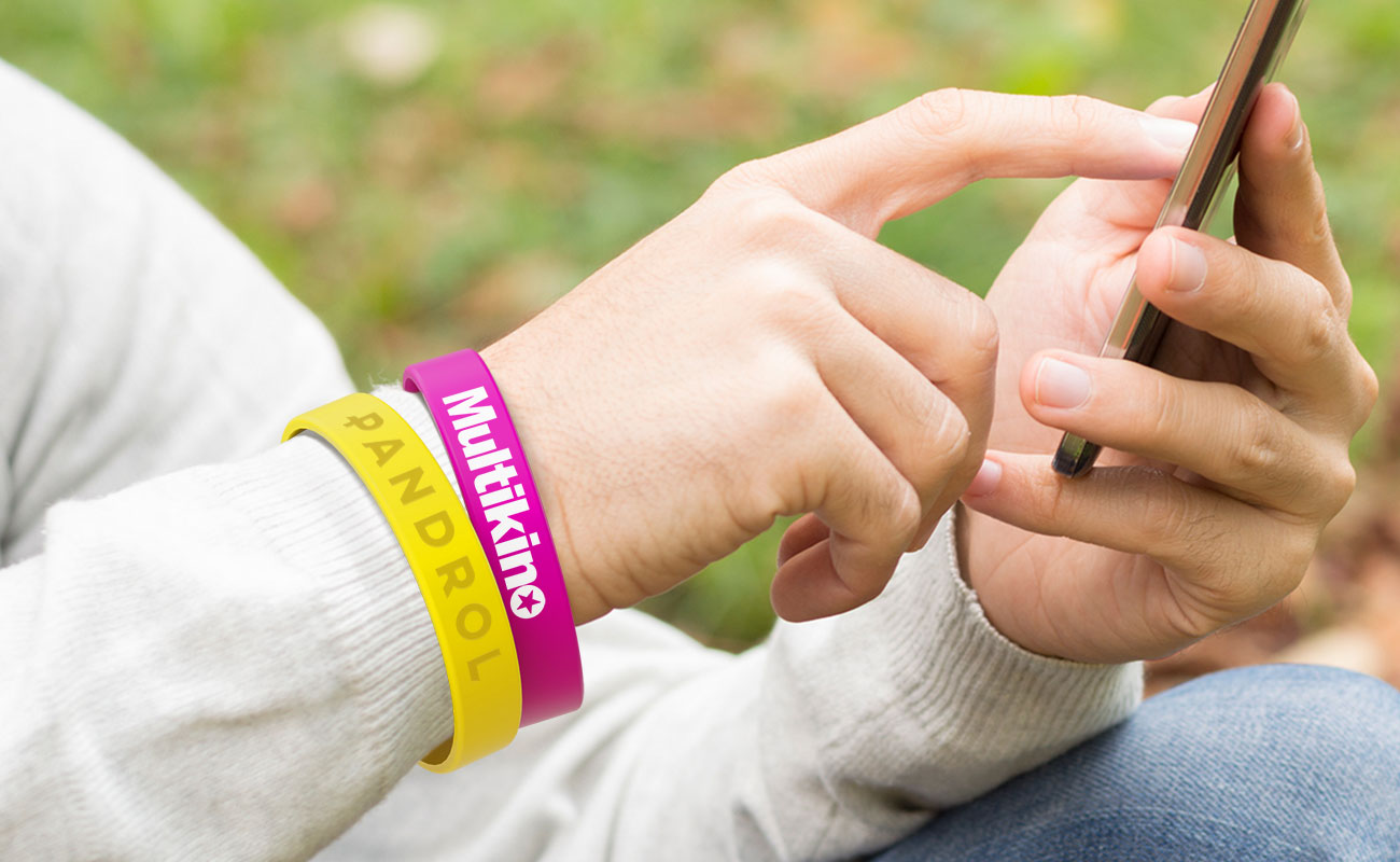 Revo - Promotionele Silicone Wristbands Promotionele producten gallery thumbnail