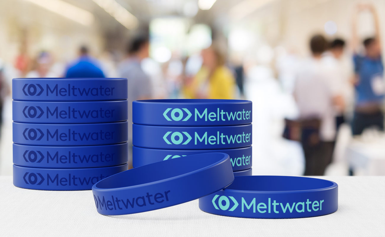 Revo - Silicone Wristbands met logo gallery thumbnail