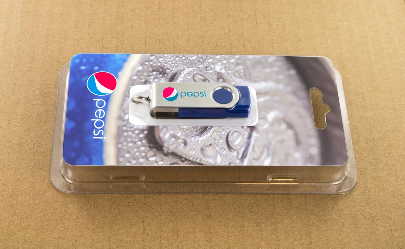 Twister - USB Relatiegeschenk gallery thumbnail