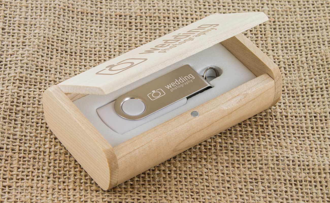 Twister - Relatiegeschenken USB Stick gallery thumbnail